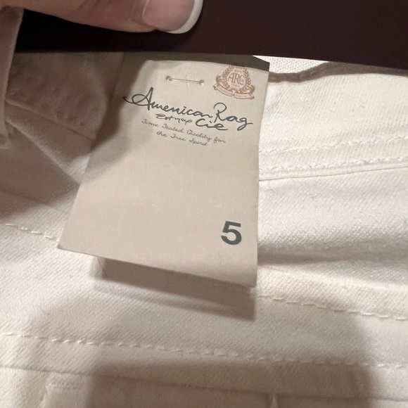American rag shorts white cream color size 5 NWT - Picture 4 of 7